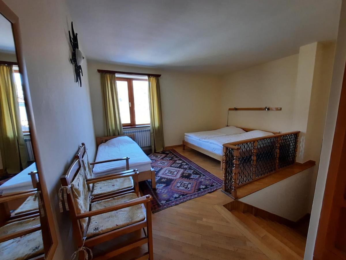 Mirhav Hotel
