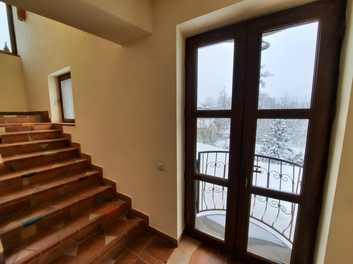 Mirhav Hotel Goris