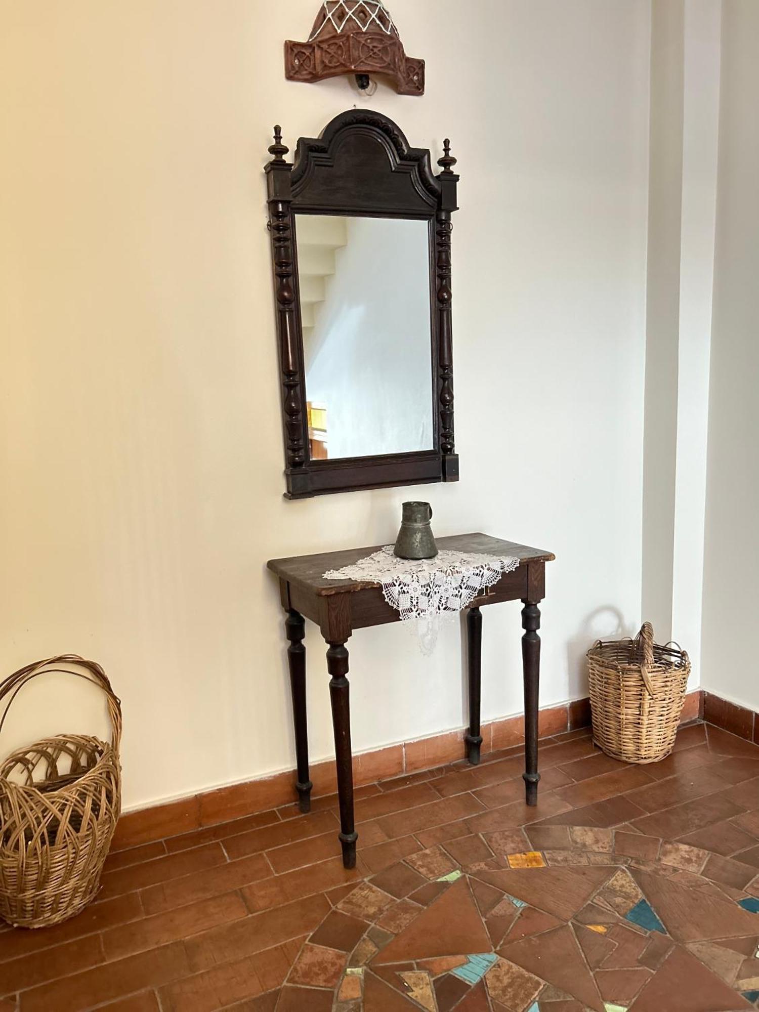 Hotel Mirhav