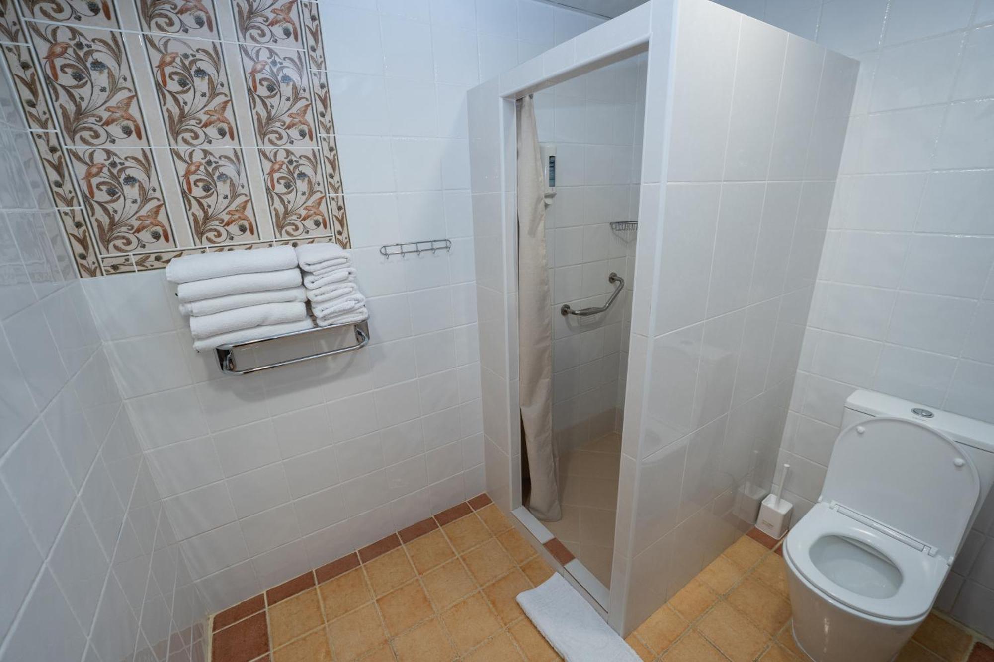 Mirhav 3*